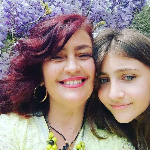 Primul Soț Al Ronei Hartner Refuză Să și Susțină Fiica, La înmormântarea Artistei? Ce Bărbat Celebru în Lume Vine, însă, în România, La Funeralii